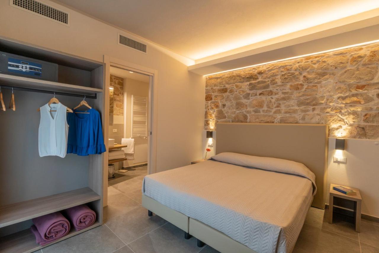 Goloritze Room And Breakfast Baunei Exterior photo