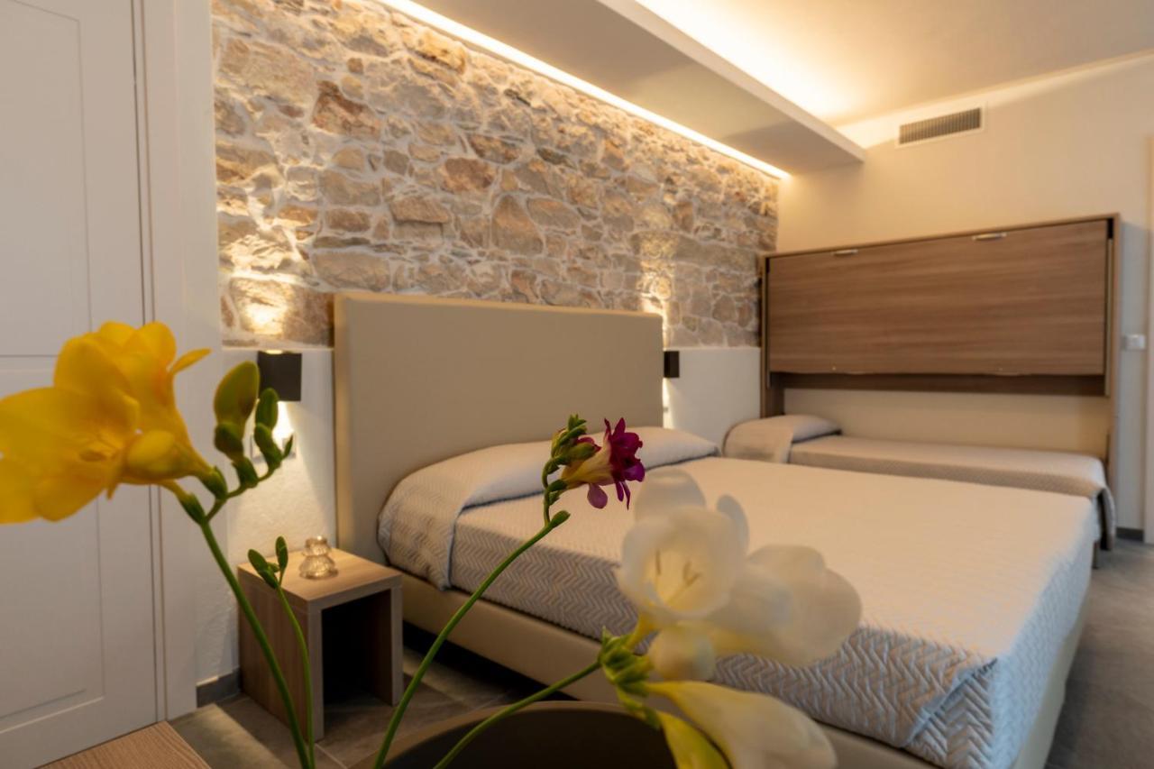 Goloritze Room And Breakfast Baunei Exterior photo