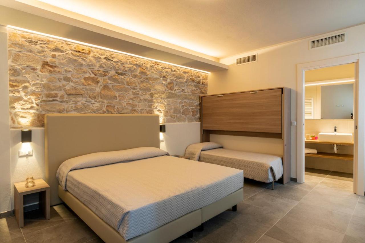 Goloritze Room And Breakfast Baunei Exterior photo